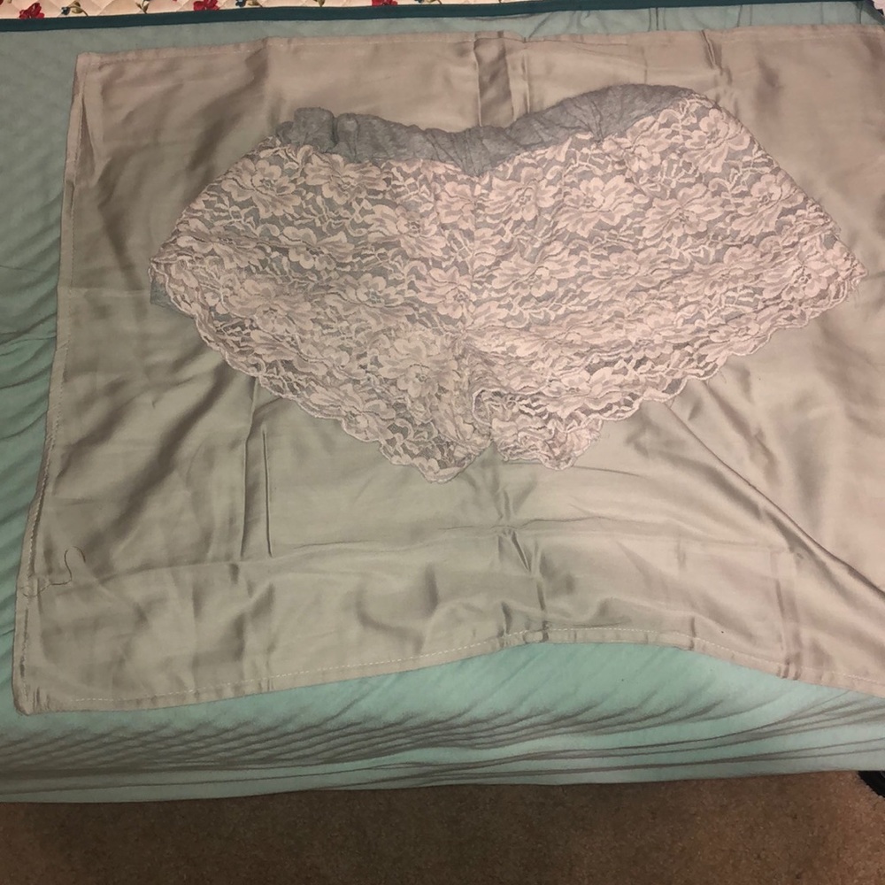 Shorts - Picture 2 of 2